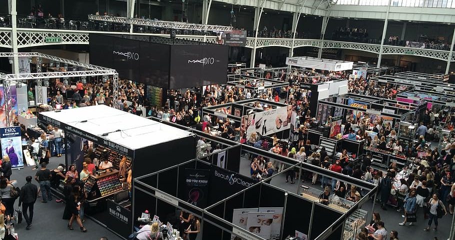 Kontraktor Booth Pameran